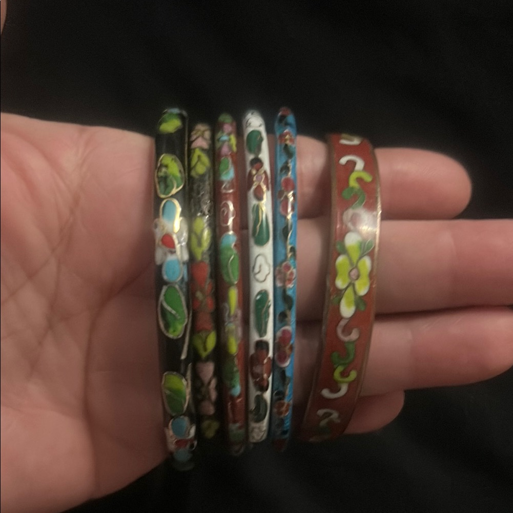 Unique Vintage Multicolor Floral Bracelet Set 35$